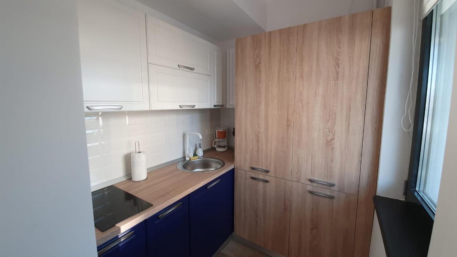 Lakeside Studio Mamaia Central Extérieur photo